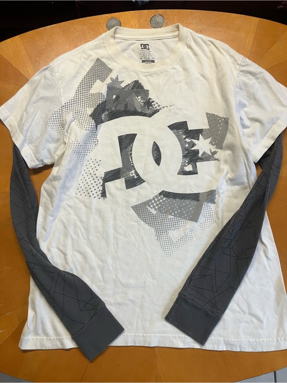Vintage Y2K DC Shoes Layered Thermal Long Sleeve Shirt Medium White Grey